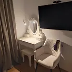 Luxury Marjan Hill With Garage Apartament *