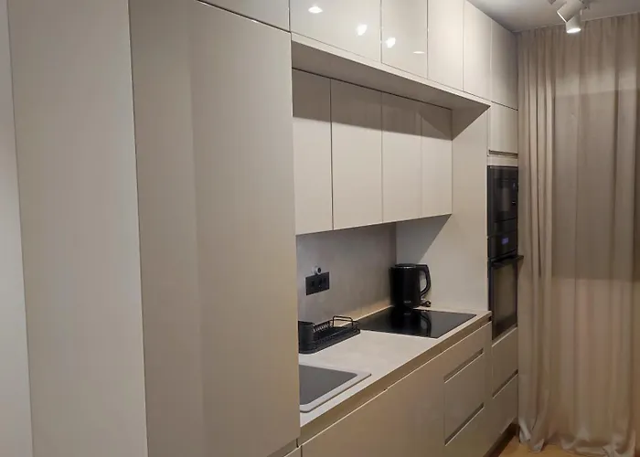 아파트 Luxury Marjan Hill With Garage