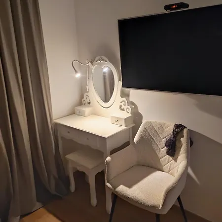 Luxury Marjan Hill Διαμέρισμα *
