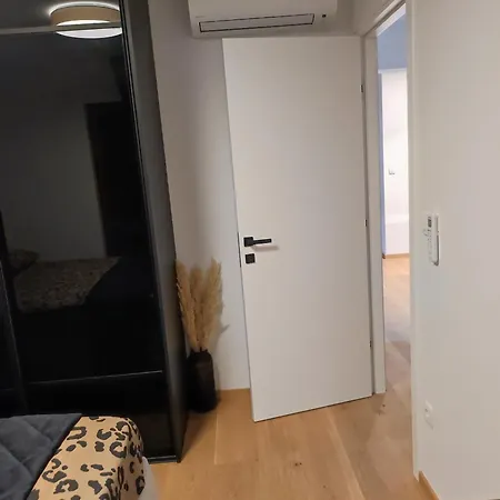 Διαμέρισμα Luxury Marjan Hill *