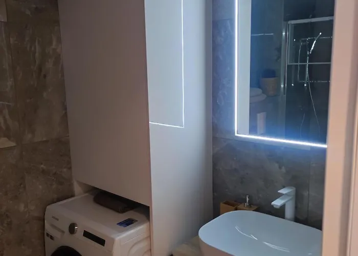 Luxury Marjan Hill With Garage Appartamento