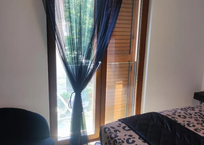 Luxury Marjan Hill With Garage Apartamento *